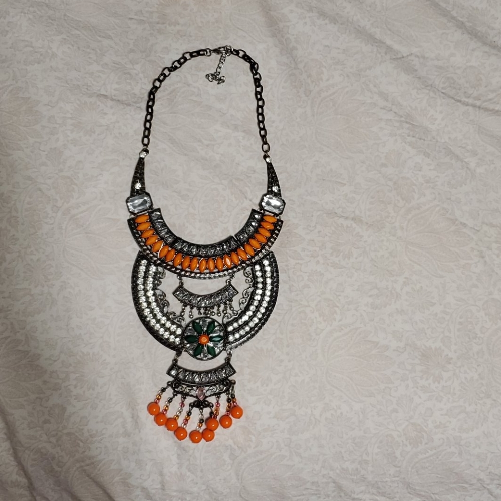 Necklace - Picture 5 of 7
